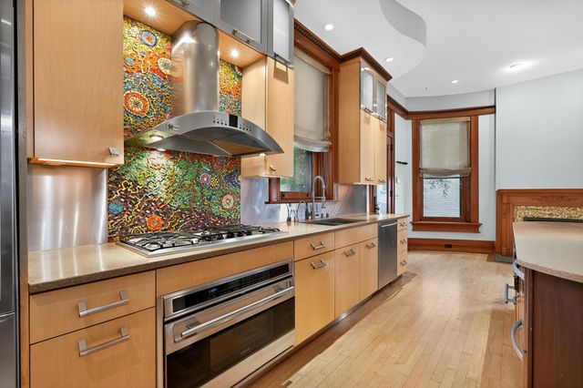 525 E 4th Street, Newport, KY 41071