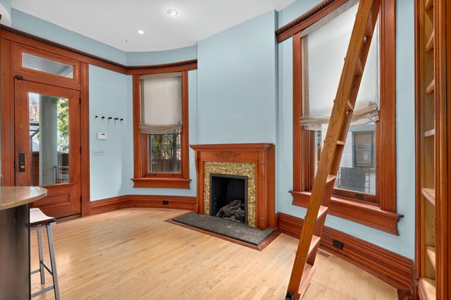 525 E 4th Street, Newport, KY 41071