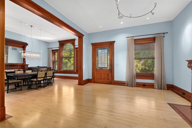 525 E 4th Street, Newport, KY 41071