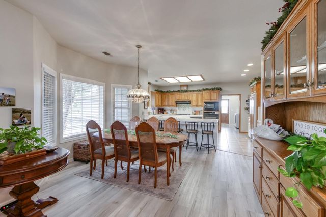 10477 S Henderson Road, Fresno, CA 93706