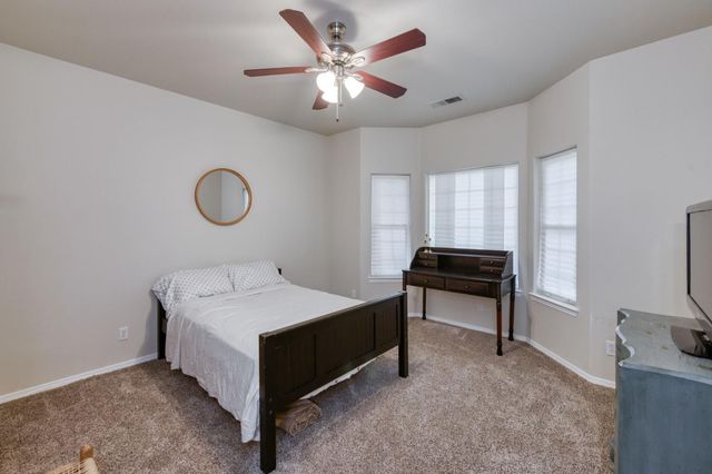 10477 S Henderson Road, Fresno, CA 93706