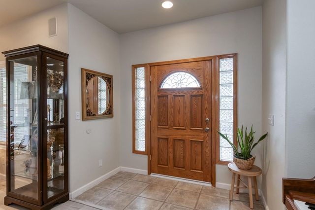 10477 S Henderson Road, Fresno, CA 93706