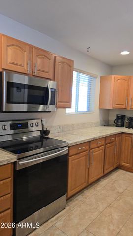 1746 E GREENWAY Street, Mesa, AZ 85203