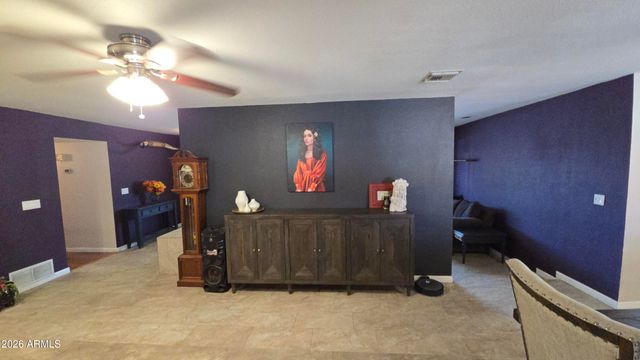 1746 E GREENWAY Street, Mesa, AZ 85203