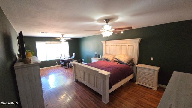 1746 E GREENWAY Street, Mesa, AZ 85203