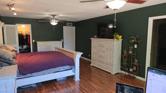 1746 E GREENWAY Street, Mesa, AZ 85203