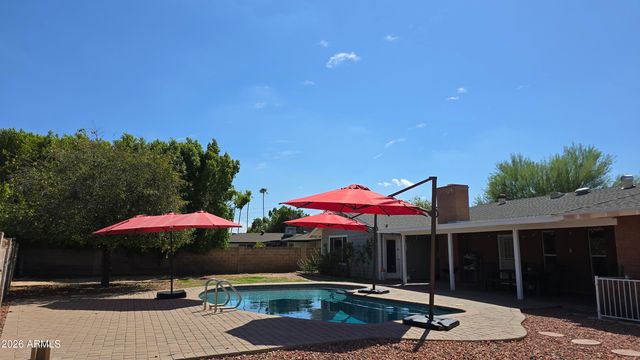 1746 E GREENWAY Street, Mesa, AZ 85203