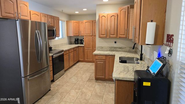 1746 E GREENWAY Street, Mesa, AZ 85203