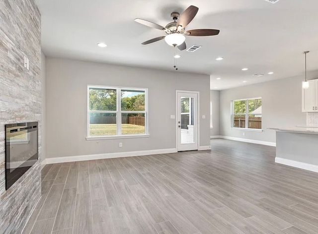 1415 Diceman Avenue, Dallas, TX 75203