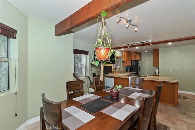 24607 Altdorf Drive, Crestline, CA 92325