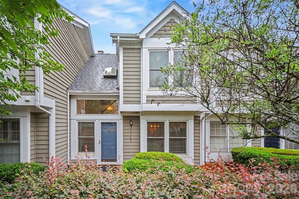 8205 Tradd Court, Charlotte, NC 28210