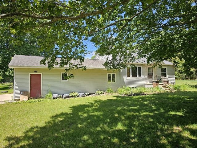 5443 S 148th Avenue, Hesperia, MI 49421