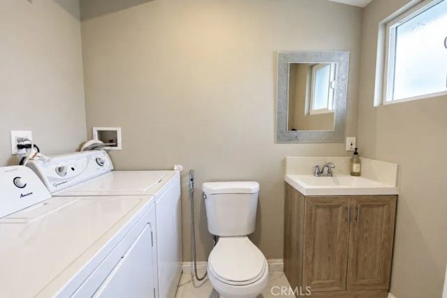 660 Beach Street, Costa Mesa, CA 92627