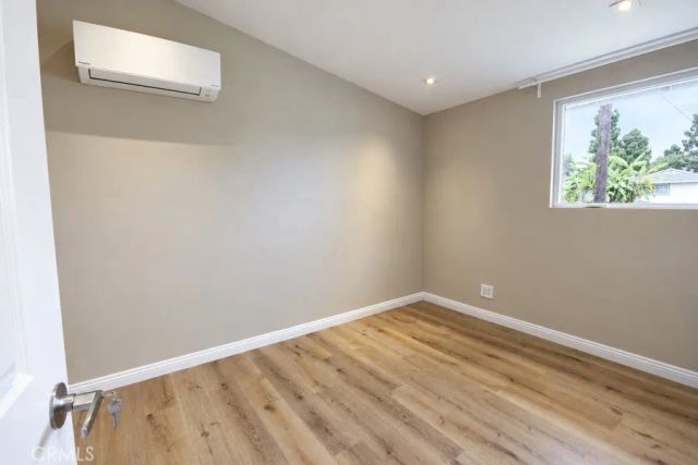 660 Beach Street, Costa Mesa, CA 92627