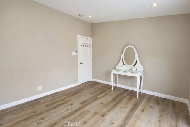 660 Beach Street, Costa Mesa, CA 92627