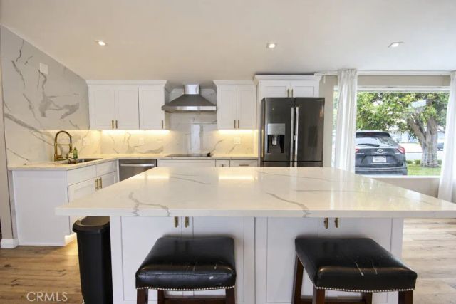 660 Beach Street, Costa Mesa, CA 92627