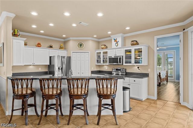 2315 Cherimoya LN, St James City, FL 33956
