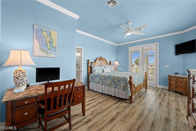 2315 Cherimoya LN, St James City, FL 33956