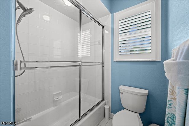 2315 Cherimoya LN, St James City, FL 33956