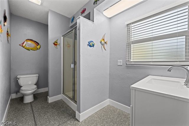 2315 Cherimoya LN, St James City, FL 33956