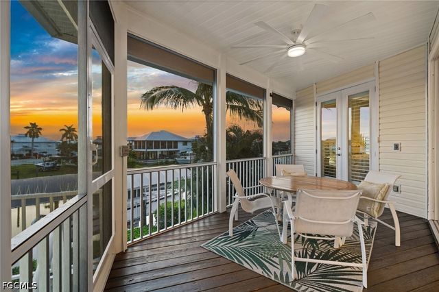 2315 Cherimoya LN, St James City, FL 33956