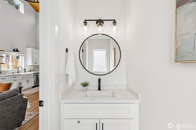 12038 N Park Avenue N, Seattle, WA 98133