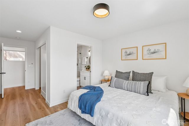 12038 N Park Avenue N, Seattle, WA 98133