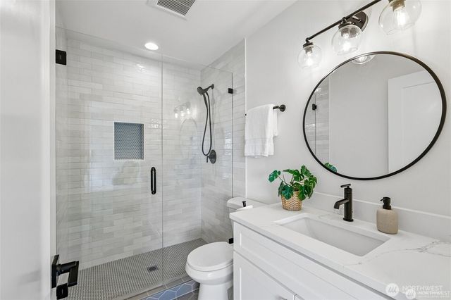 12038 N Park Avenue N, Seattle, WA 98133