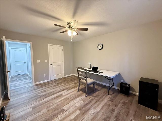 329 Apple Park Way, Poplar Bluff, MO 63901