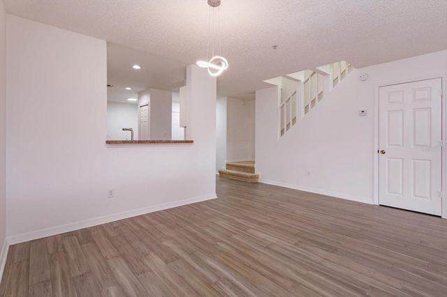 671 POST OAK CIRCLE 107, Altamonte Springs, FL 32701