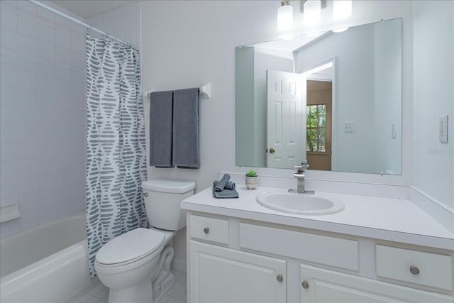 671 POST OAK CIRCLE 107, Altamonte Springs, FL 32701