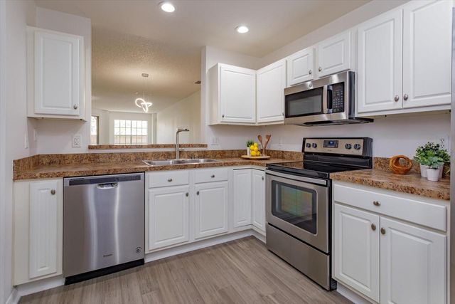 671 POST OAK CIRCLE 107, Altamonte Springs, FL 32701