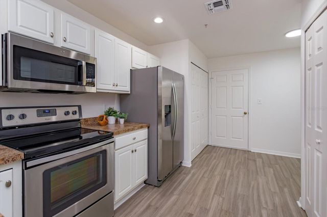 671 POST OAK CIRCLE 107, Altamonte Springs, FL 32701