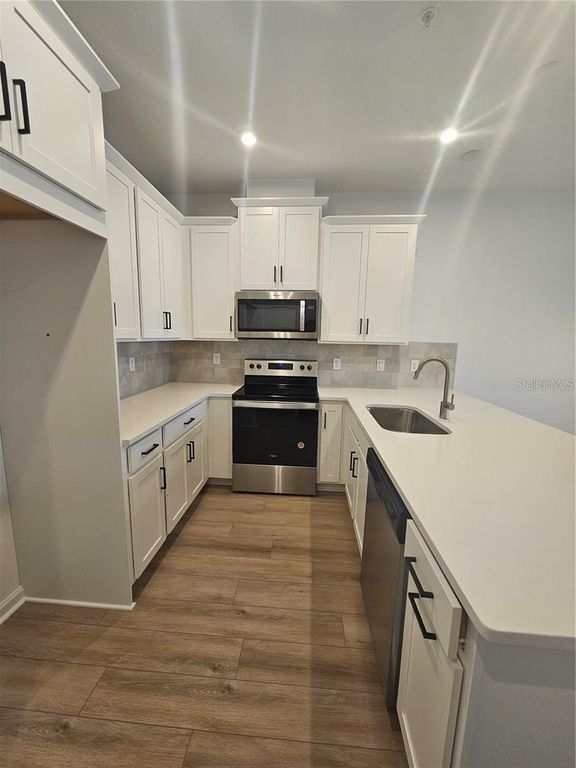 Image 2 of property listing at 11459 SUNSAIL AVENUE, Orlando, FL 32832