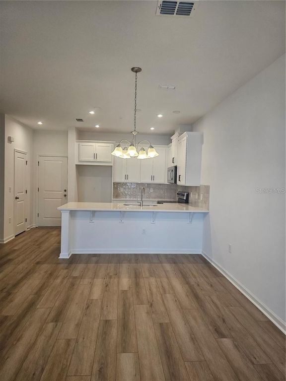 Image 5 of property listing at 11459 SUNSAIL AVENUE, Orlando, FL 32832