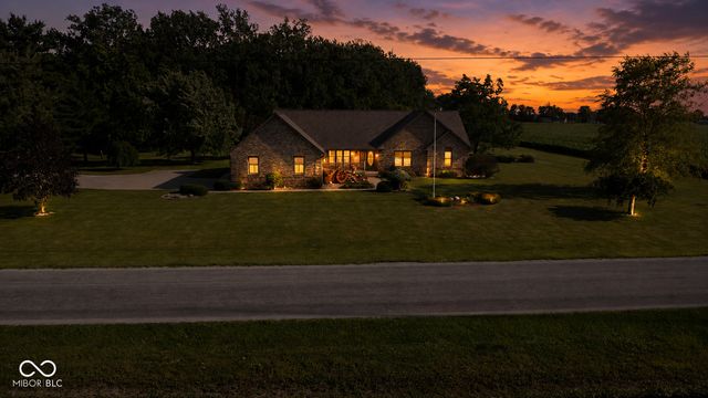 8709 W 1400 N, Elwood, IN 46036