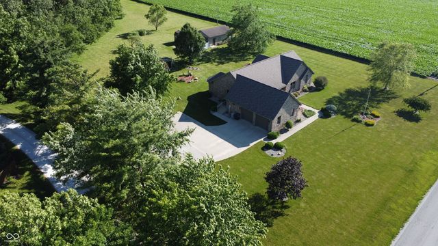 8709 W 1400 N, Elwood, IN 46036
