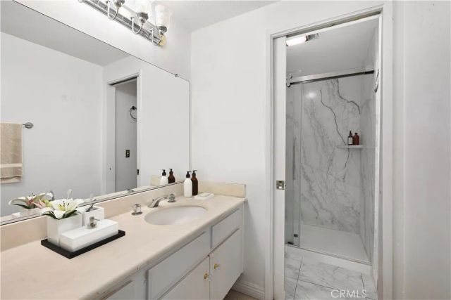 600 Lassen Ln, Costa Mesa, CA 92626