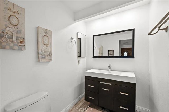 600 Lassen Ln, Costa Mesa, CA 92626