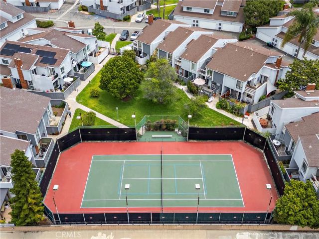 600 Lassen Ln, Costa Mesa, CA 92626