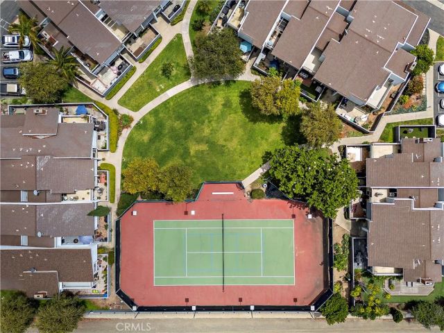 600 Lassen Ln, Costa Mesa, CA 92626
