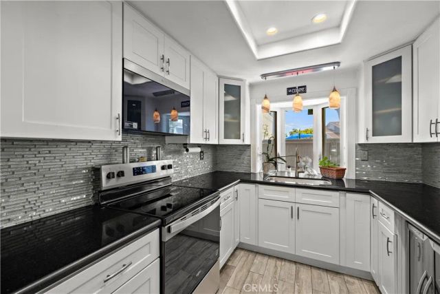 600 Lassen Ln, Costa Mesa, CA 92626