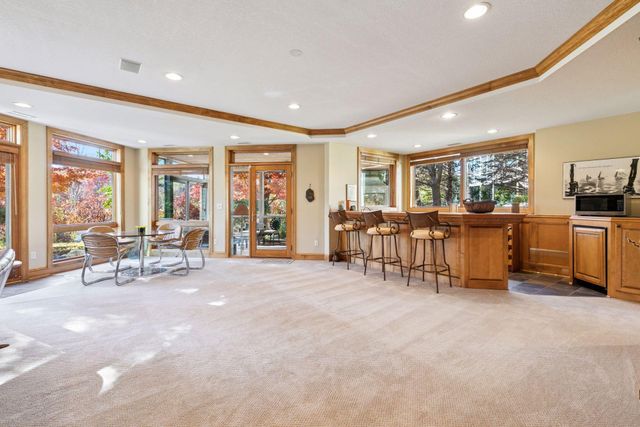 18709 Melrose Chase, Eden Prairie, MN 55347