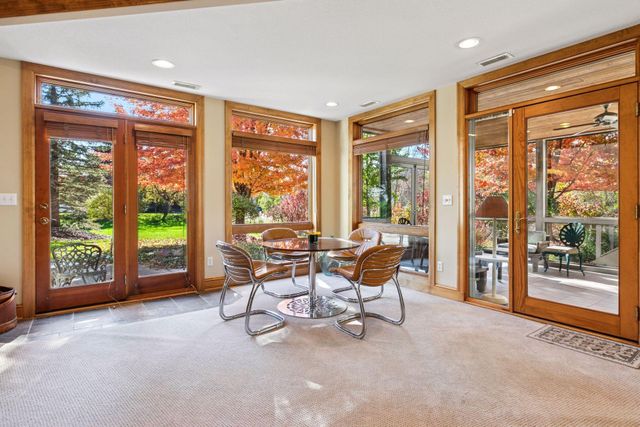 18709 Melrose Chase, Eden Prairie, MN 55347