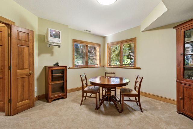 18709 Melrose Chase, Eden Prairie, MN 55347