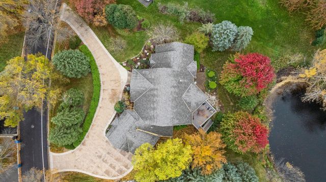 18709 Melrose Chase, Eden Prairie, MN 55347