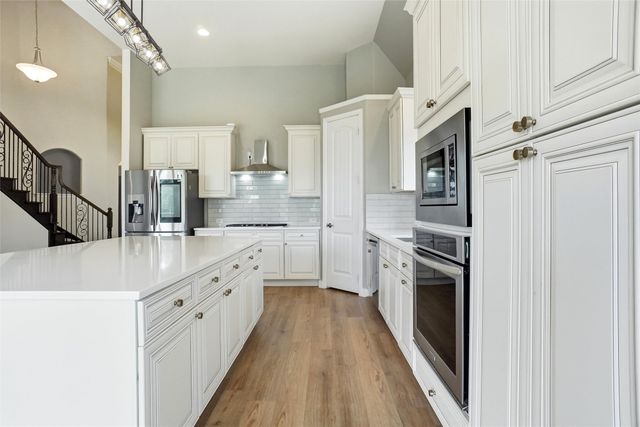 800 Orleans Drive, Southlake, TX 76092