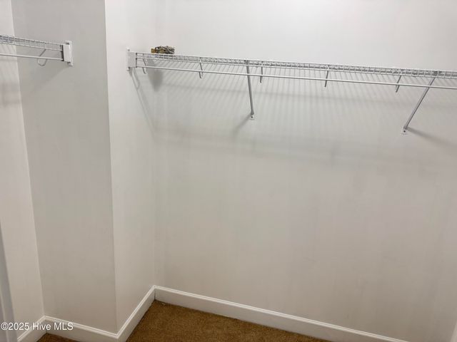 1801 Fox Den Way 2, Greenville, NC 27858