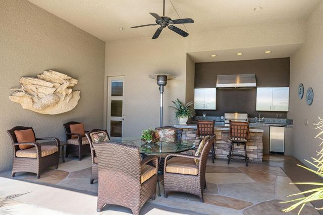 137 Waterford Circle, Rancho Mirage, CA 92270