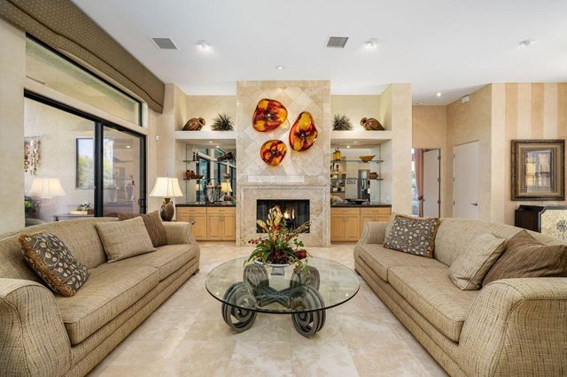 137 Waterford Circle, Rancho Mirage, CA 92270